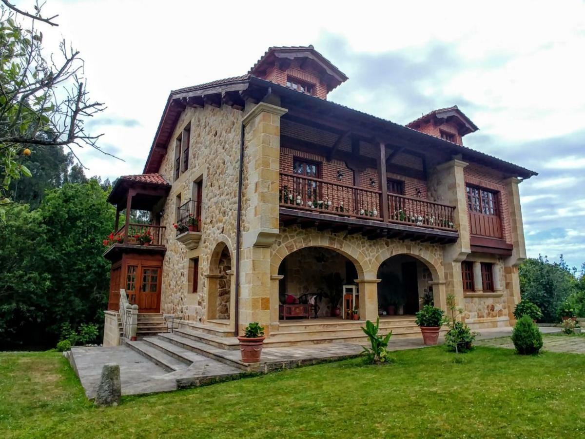 Trisileja En Novales Hotel Exterior foto